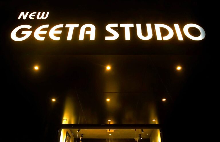 pre wedding photographers in indore